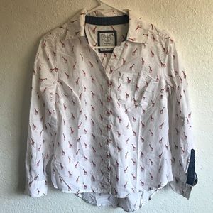 Giraffe Novelty Print Buttoned Down Shirt.